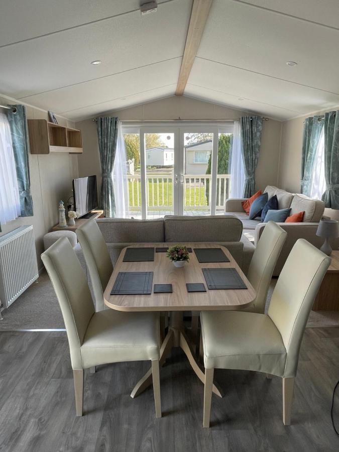 Private Rented Caravan Situated At Southview Holiday Park Winthorpe  Ngoại thất bức ảnh