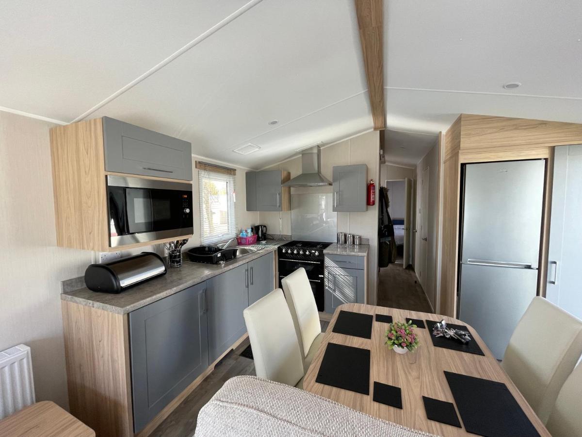 Private Rented Caravan Situated At Southview Holiday Park Winthorpe  Ngoại thất bức ảnh